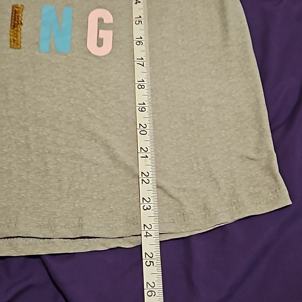 2 Juniors Shirts Pink Grey Colorful Merry Everything & Blue Red Sleigh All Day L - Picture 3 of 9